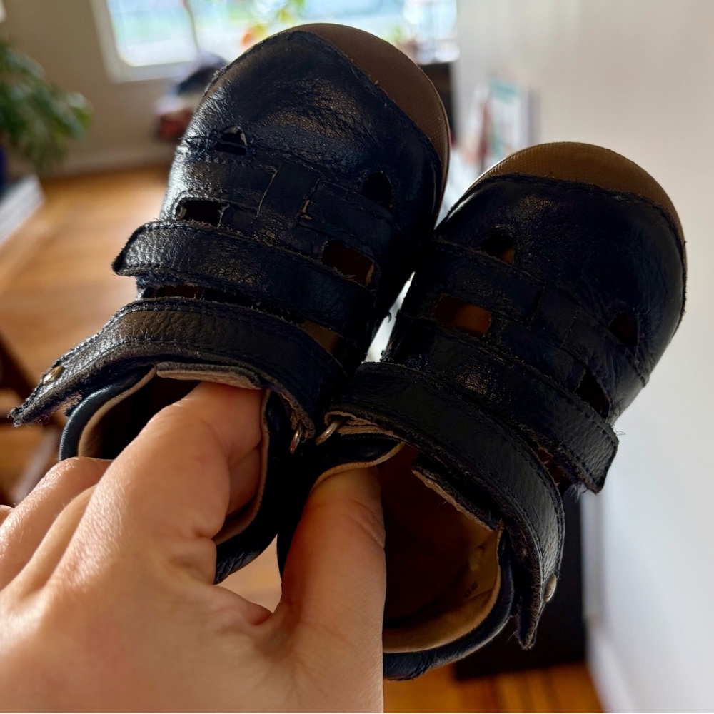 Classic Elefanten leather Navy Baby Barefoot Sandals